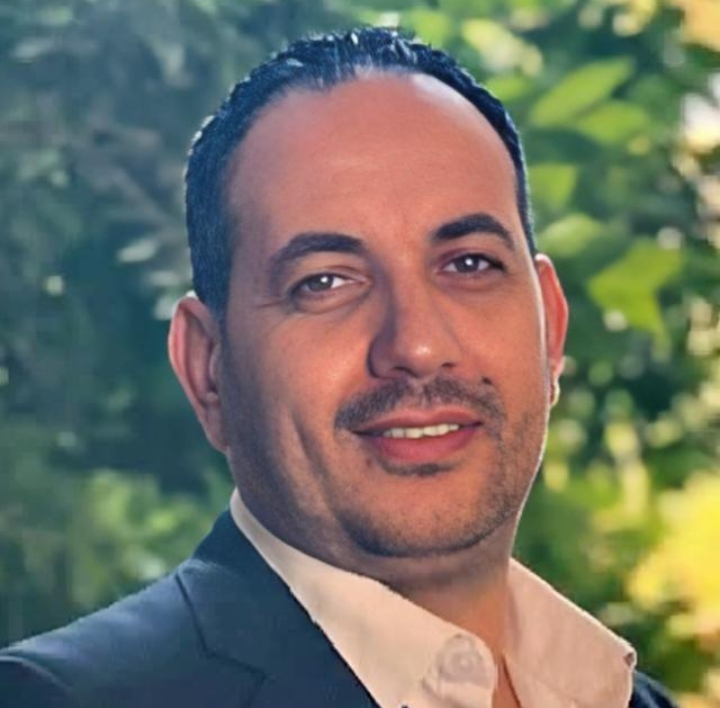 الاستاذ محمد احمد الشلول